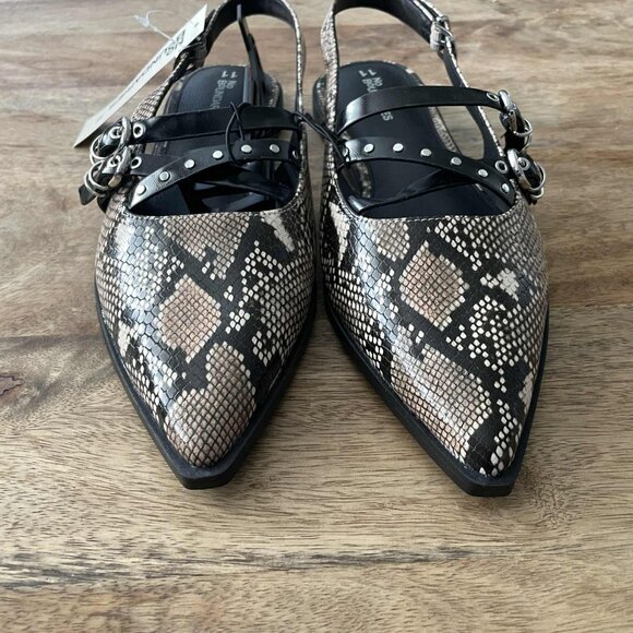 NEW 11 Women's Snakeskin Strappy Flats Sandals - Picture 4 of 5
